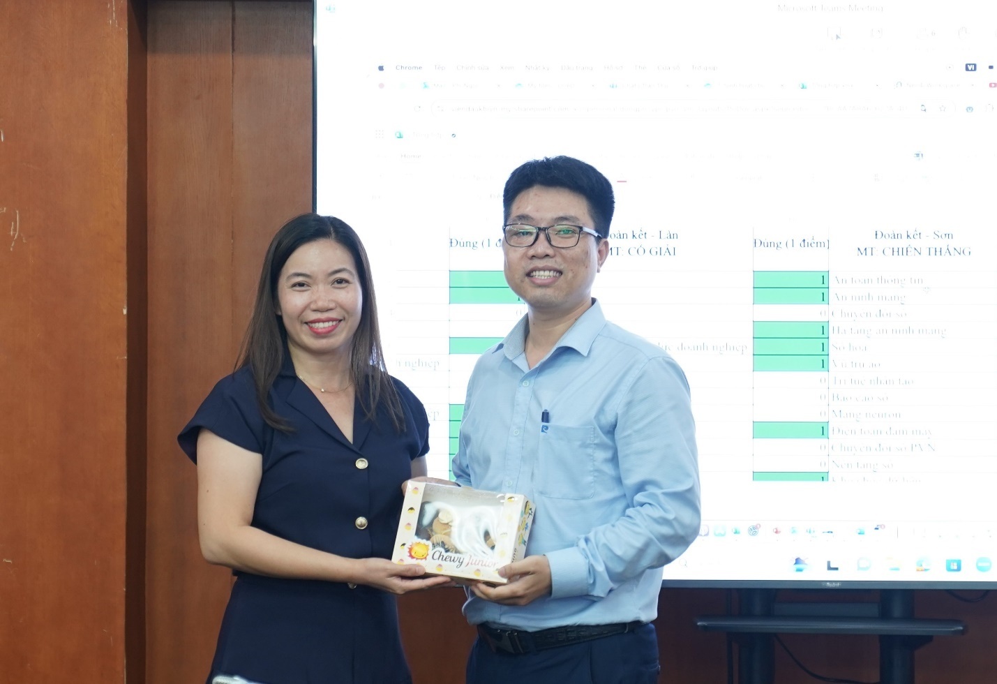 Chi bộ Nghiệp vụ sinh hoạt chuyên đề “Một đội ngũ, một mục tiêu”