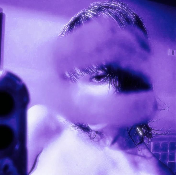 Gam màu tím lung linh giúp khoảnh khắc trở nên huyền ảo và đáng nhớ