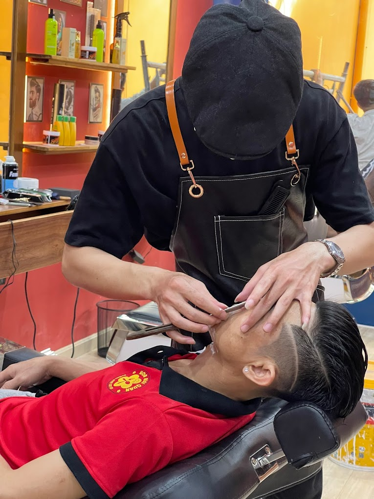 The Fist Barber Shop - Tiệm cắt tóc nam đẹp tại Gò Vấp