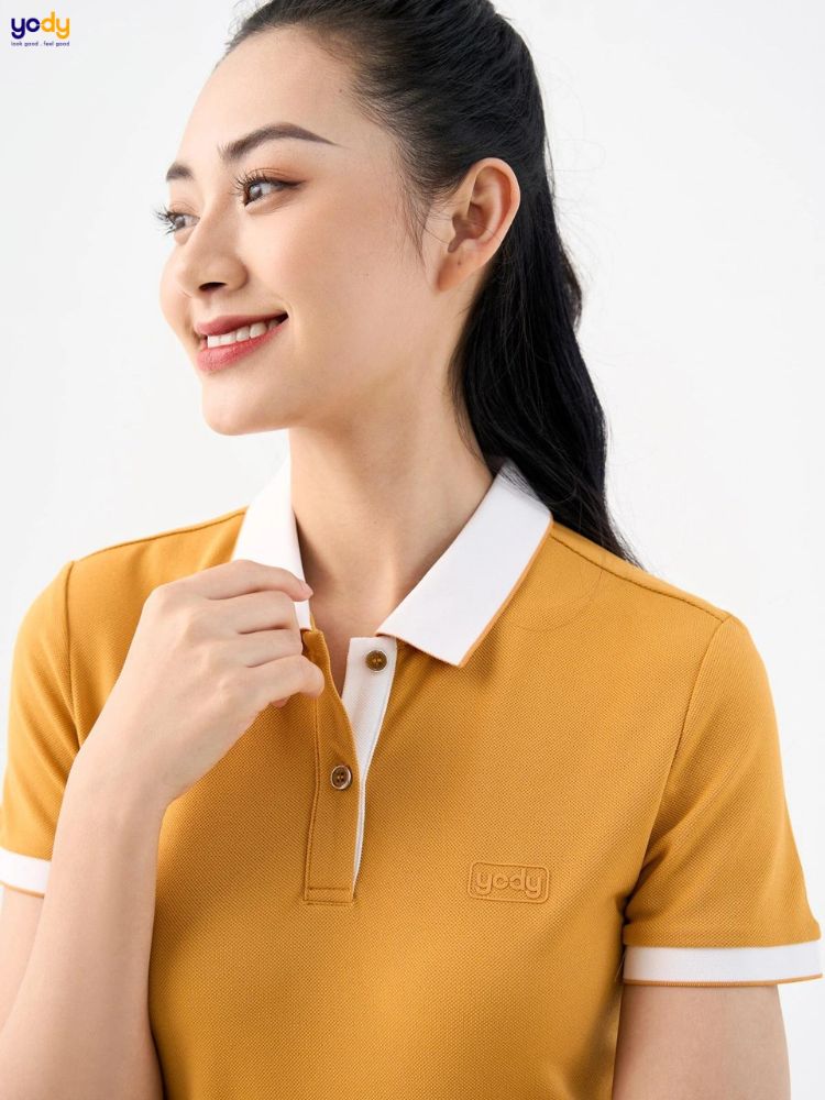 Người Kỷ Mão 1999 hợp màu vàng sẫm