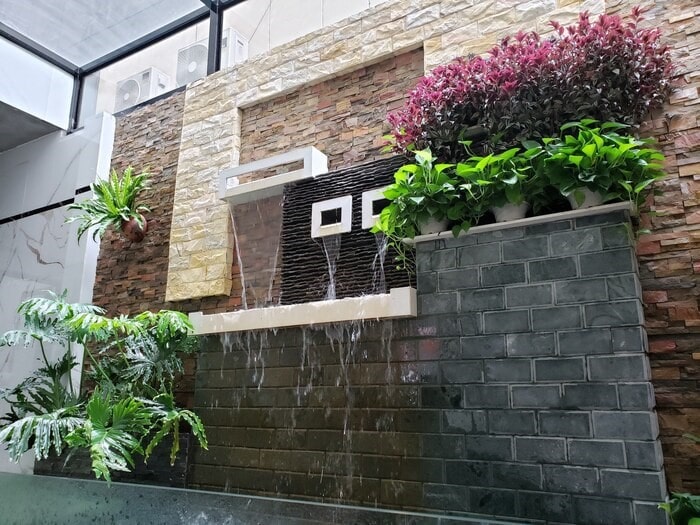 Thi công thác nước hồ koi hiện đại