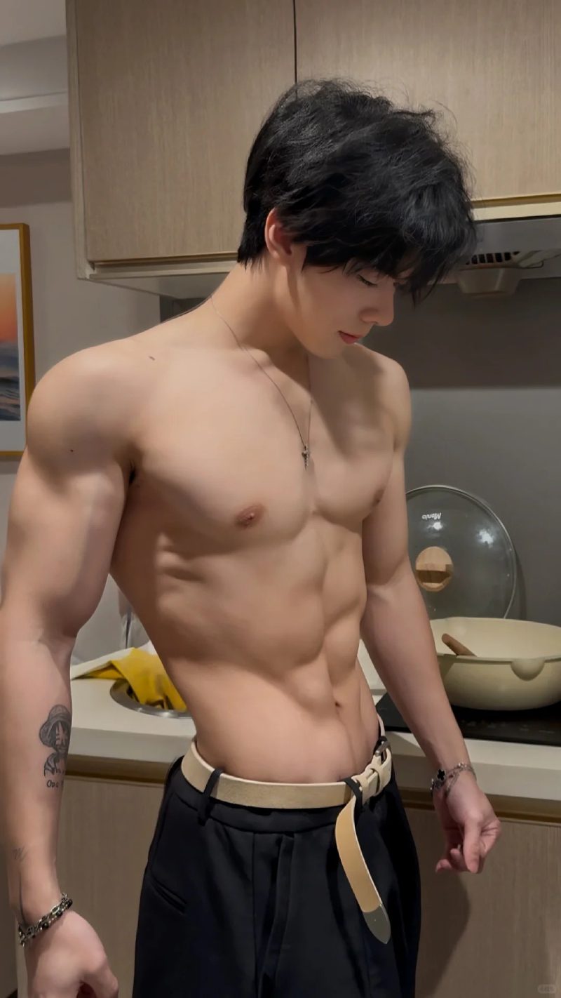 Ảnh Trai Đẹp Sáu Múi