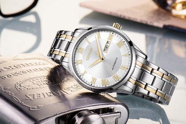 Thực hiện đo độ lệch giờ đồng hồ cơ thủ công