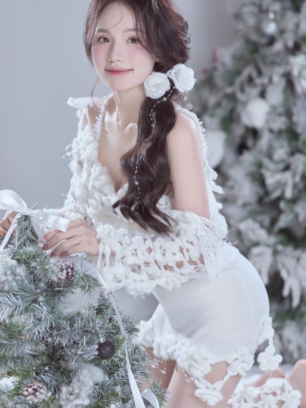 80+ Ảnh Thị Nhung cực nét thu hút mọi ánh nhìn