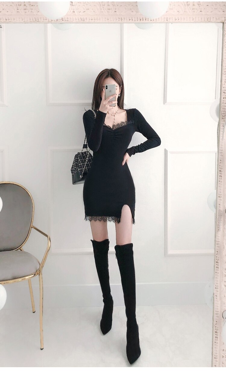 Hình ảnh mặc váy ngắn che mặt đi bốt cao