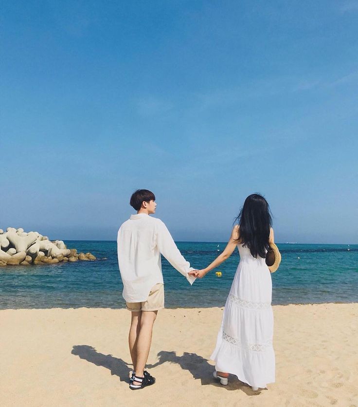 Tình yêu và biển - cả hai đều mênh mông