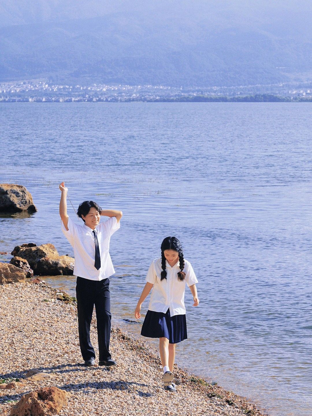 Gió biển thổi đến làm dịu đi mọi muộn phiền