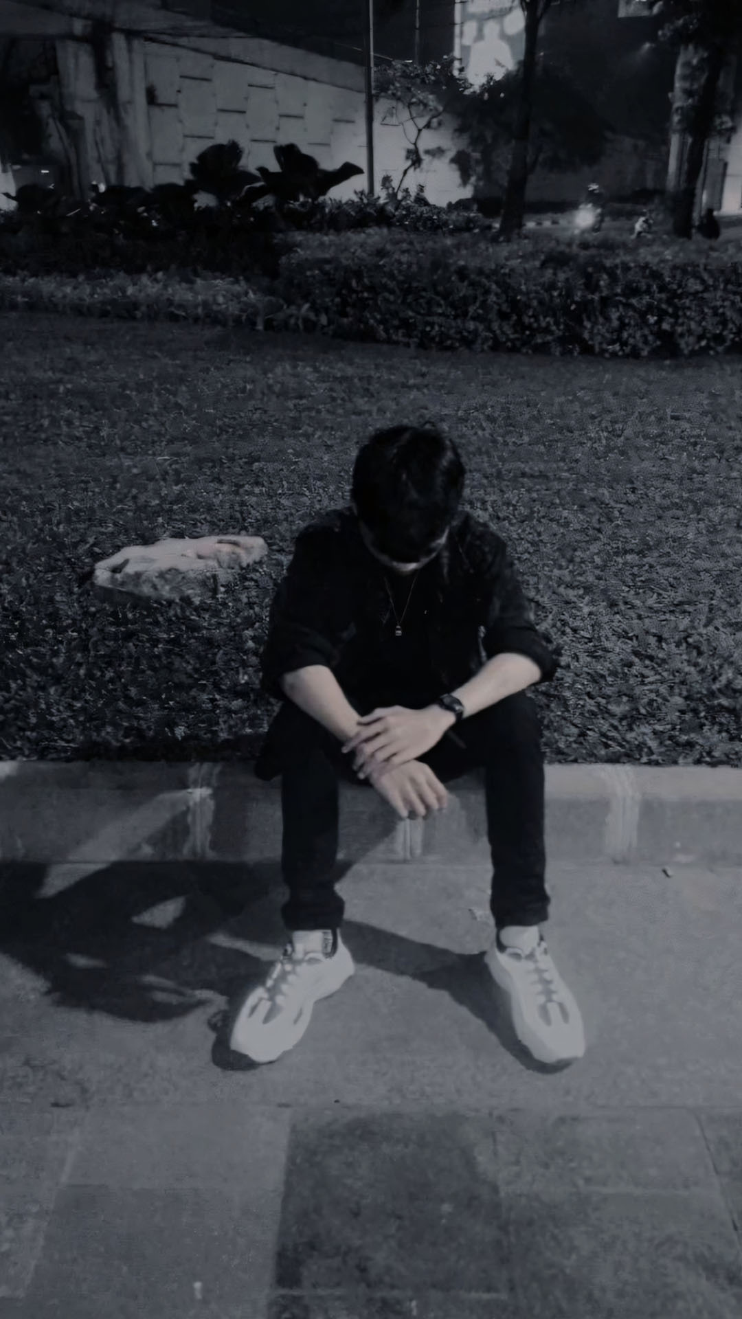 anh nam buon che mat 1920px 1080px full hd 8