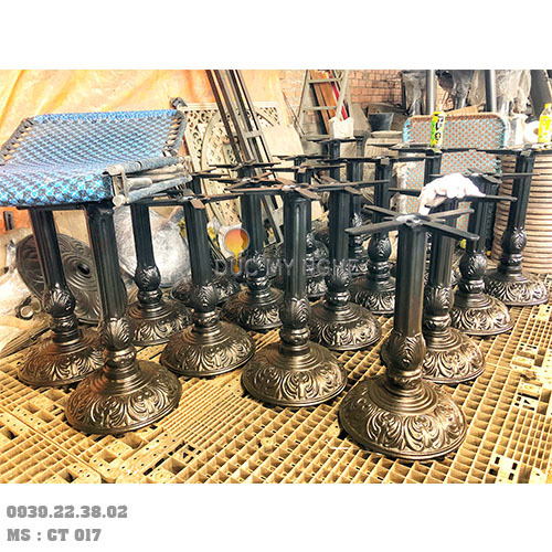 Chân Bàn Cafe Highlands Đế Tròn Hoa Văn Gang Đúc CT017