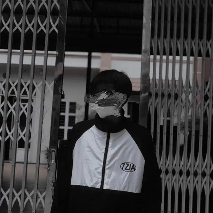 Ảnh trai 15 tuổi che mặt