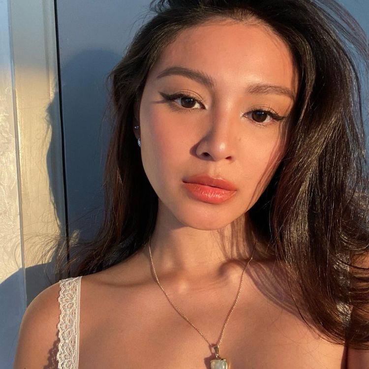 tạo kiểu quyến rũ