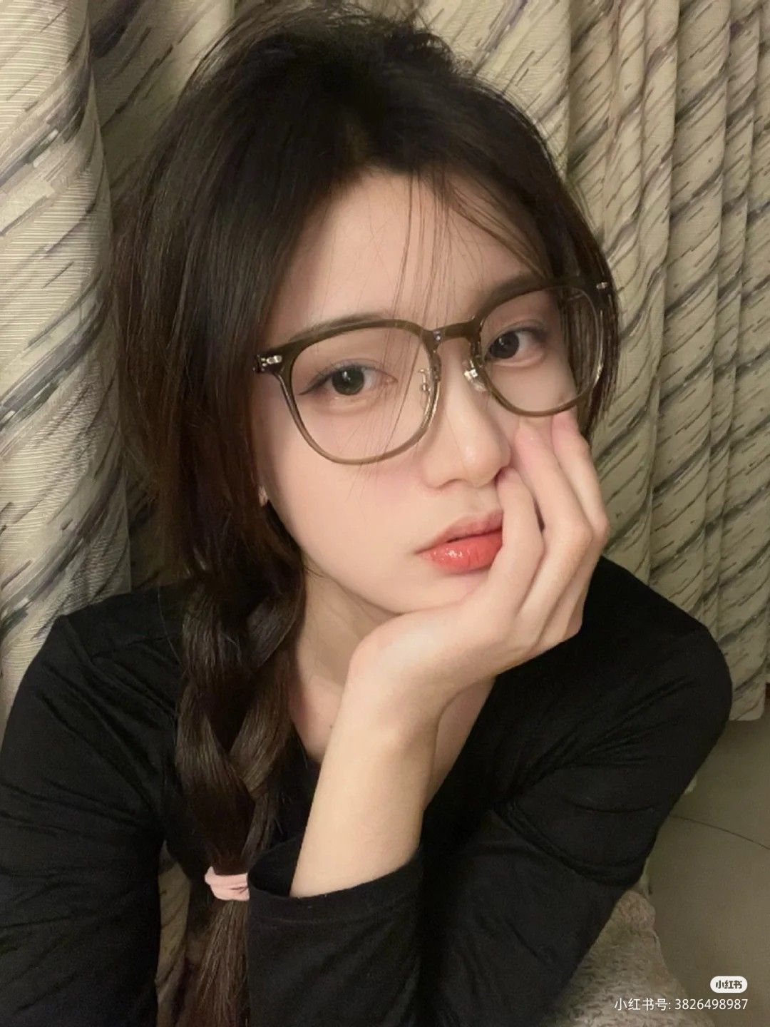 tạo kiểu chụp ảnh cận mặt