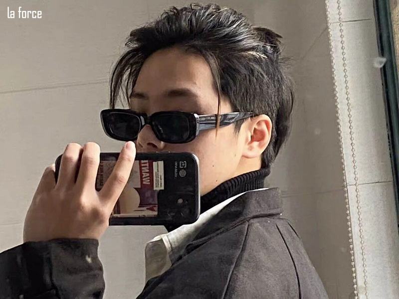 cách tự sướng đẹp cho nam trước gương