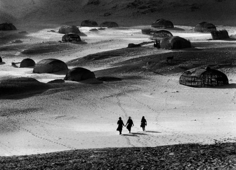 20 tác phẩm đen trắng đẹp khó quên của các huyền thoại nhiếp ảnh