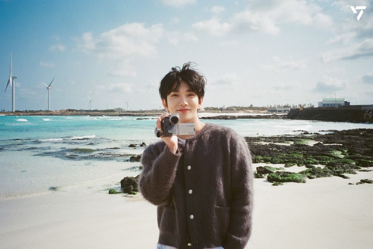 Bầu trời và biển, bạn chỉ cần đứng đó