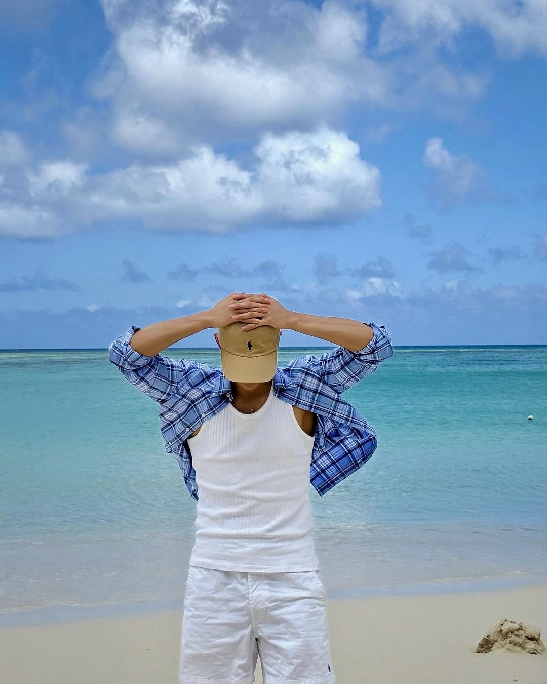 Biển không có hồi kết, cũng như nỗi nhớ này