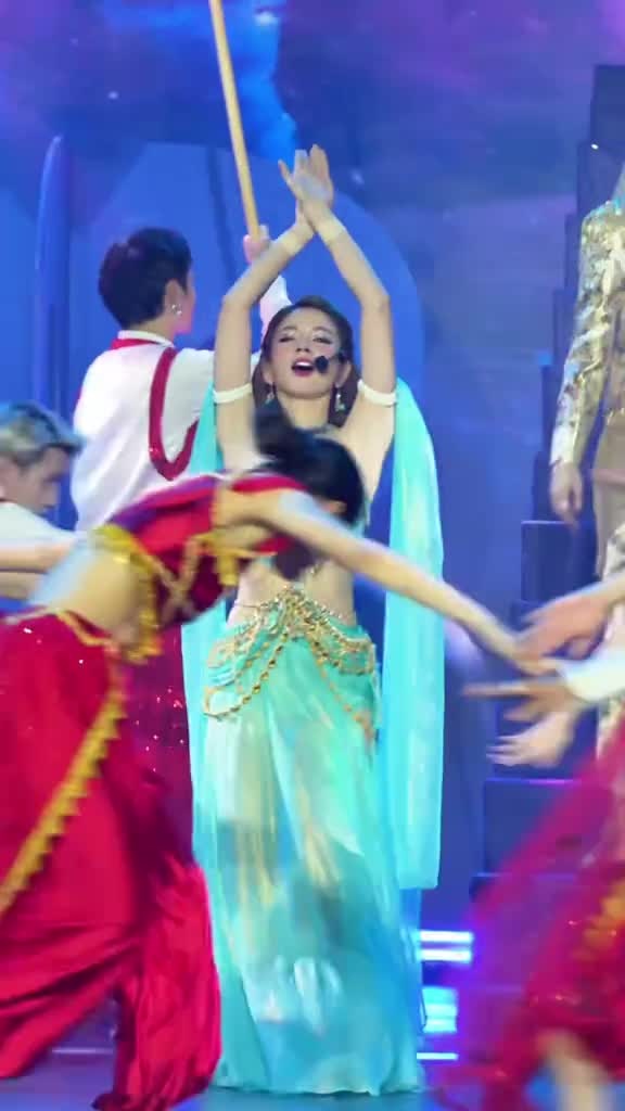 DJ Mie tuổi 30: Ở biệt thự xa hoa, gây sốt Chị đẹp nhờ vũ đạo gợi cảm - 3