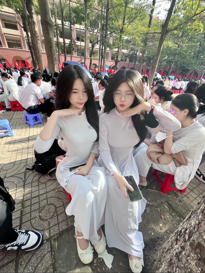 Ảnh gái k12 xinh như hotgirl