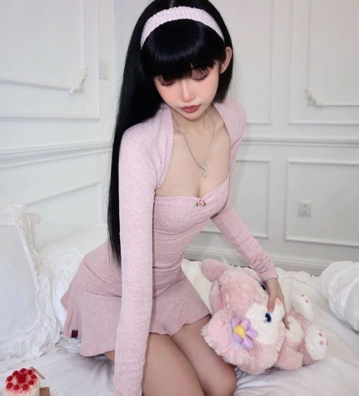 Gái xinh trong váy ngắn khơi gợi sự ngưỡng mộ của mọi người