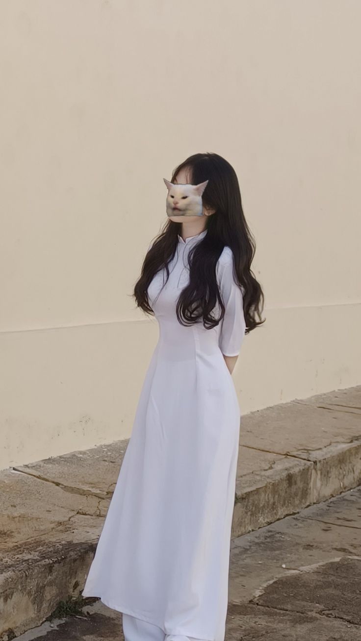 Ảnh gái xinh lớp 10 rạng rỡ toát lên thần thái tự tin trẻ trung