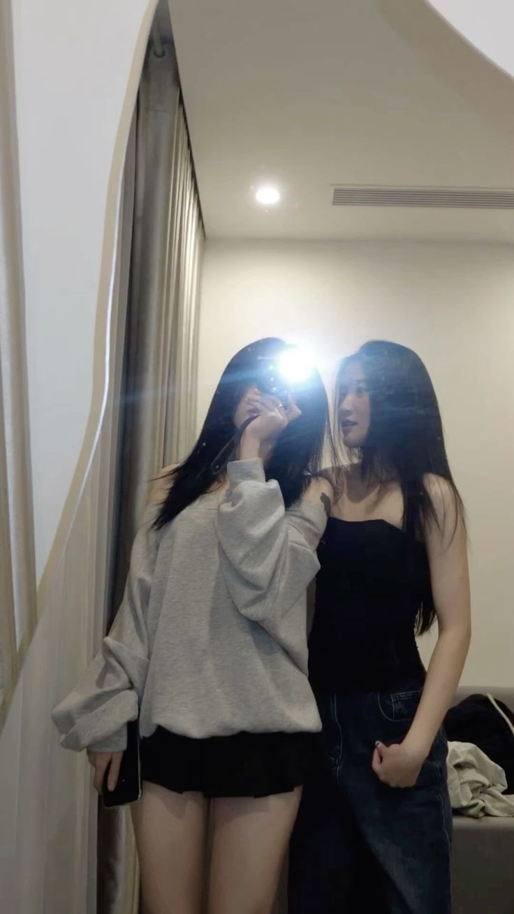 Nét duyên dáng trong ảnh gái xinh lớp 10 làm khung hình thêm rực rỡ