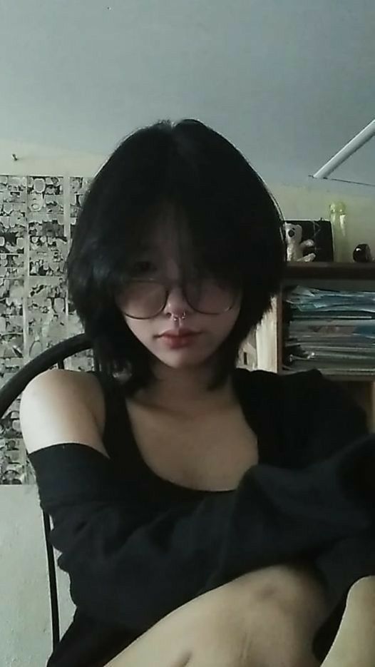 Vẻ đẹp nhẹ nhàng tự nhiên trong ảnh gái xinh 2k6 khiến ai cũng ngẩn ngơ