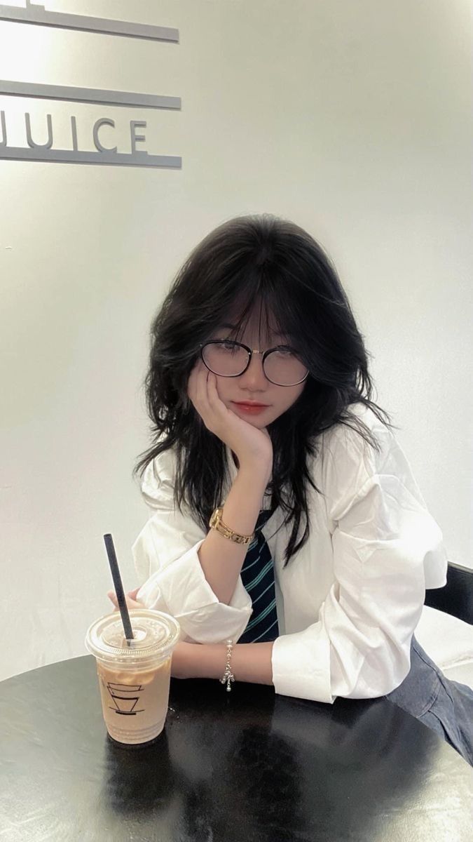 Vẻ đẹp tự nhiên tinh khôi trong ảnh gái xinh 2k6 làm người xem xao xuyến