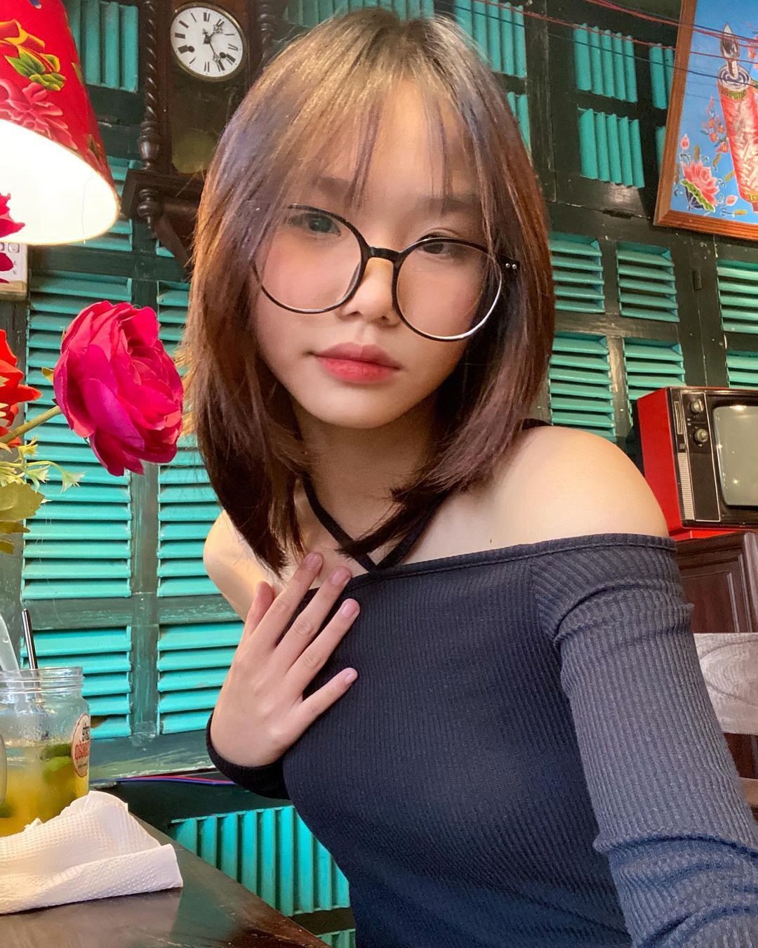 Ảnh gái xinh 2k6 khoe nét đẹp trong sáng đầy tự nhiên cuốn hút ánh nhìn