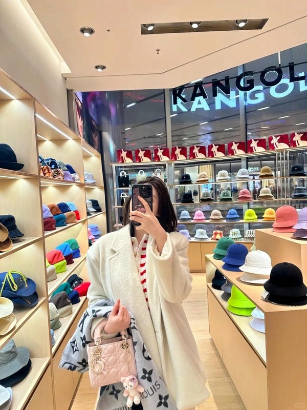 Ảnh chụp gái xinh với ánh sáng hài hòa