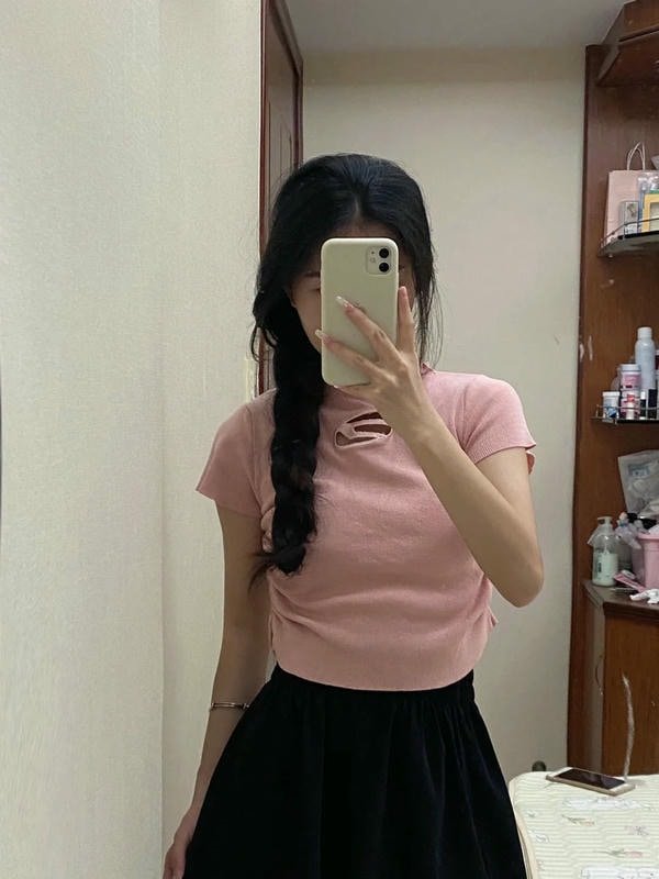 Ảnh gái xinh chụp sau lưng tinh tế