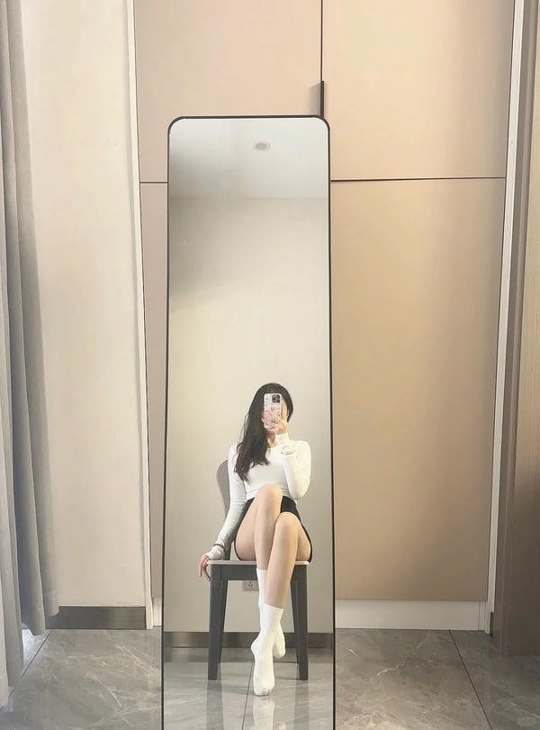 Cách tạo dáng chụp ảnh 1 mình sáng tạo