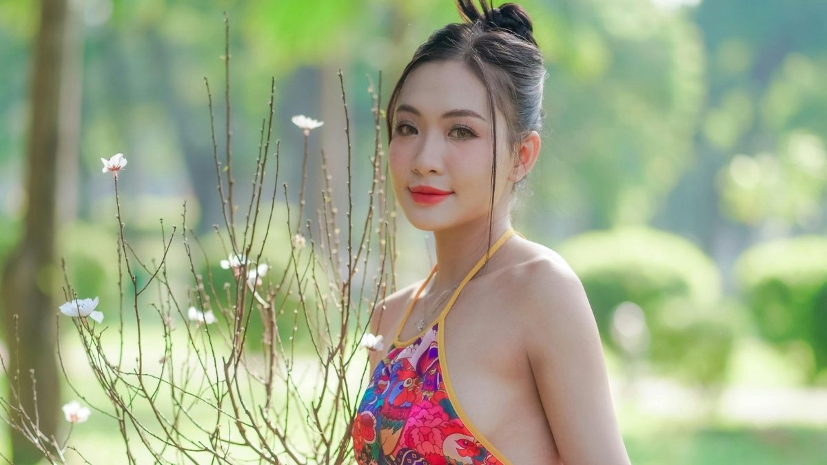 Tải Ảnh cô gái xinh đẹp thuần khiết