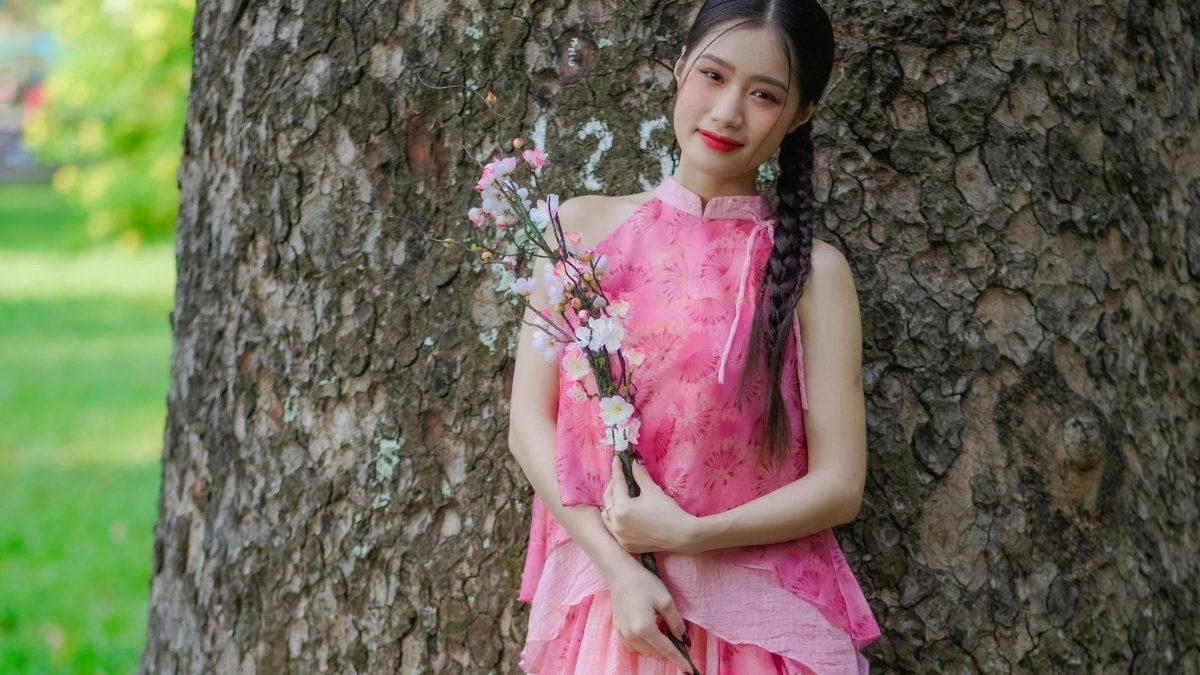 Ảnh cô gái xinh đẹp thuần khiết tinh khôi