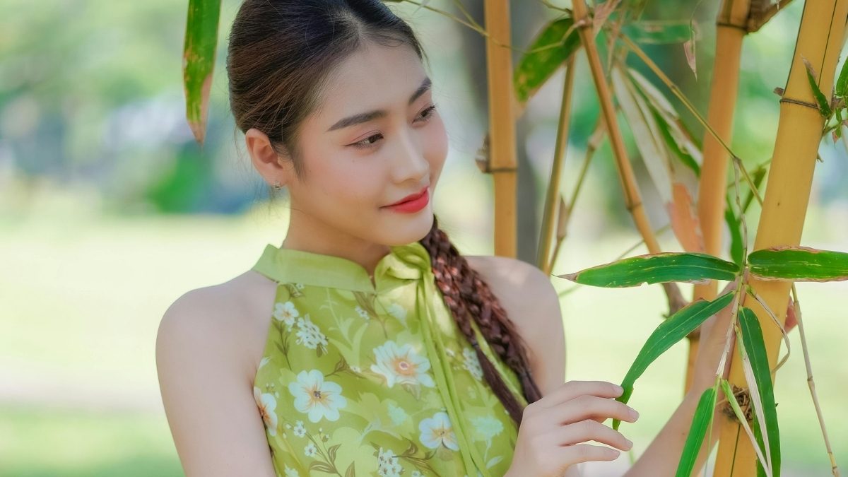 Hình Ảnh cô gái xinh đẹp thuần khiết tinh khôi