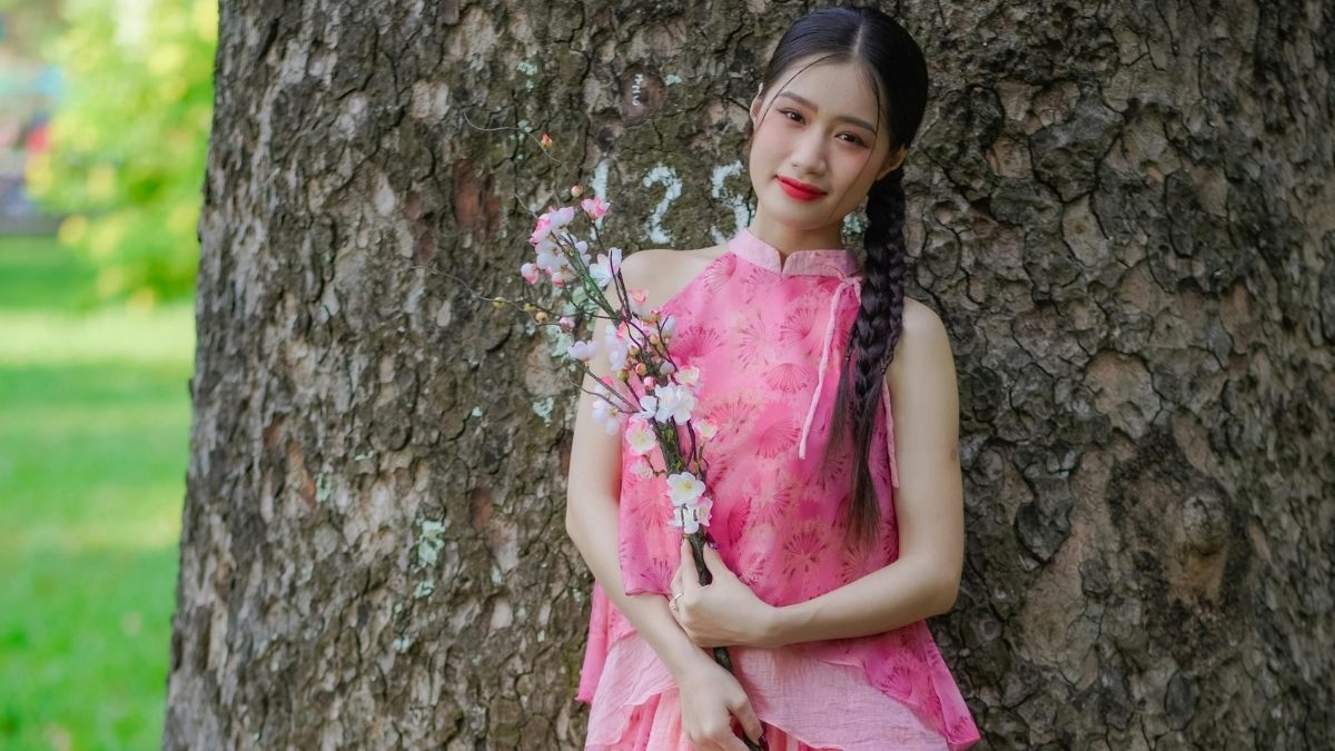 Ảnh cô gái xinh đẹp dễ thương thuần khiết