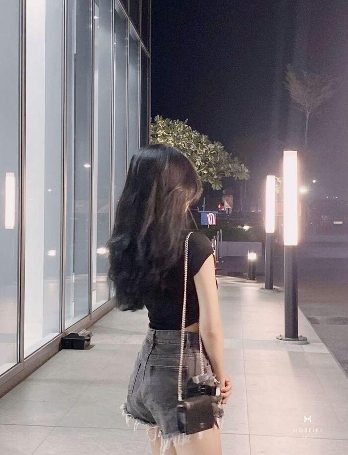 Ảnh gái xinh che mặt