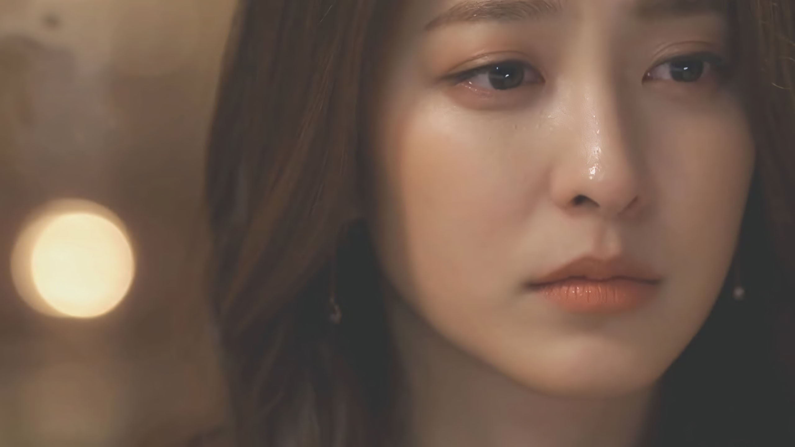 hinh anh phu nu khoc 2560px 1440px 2k 4