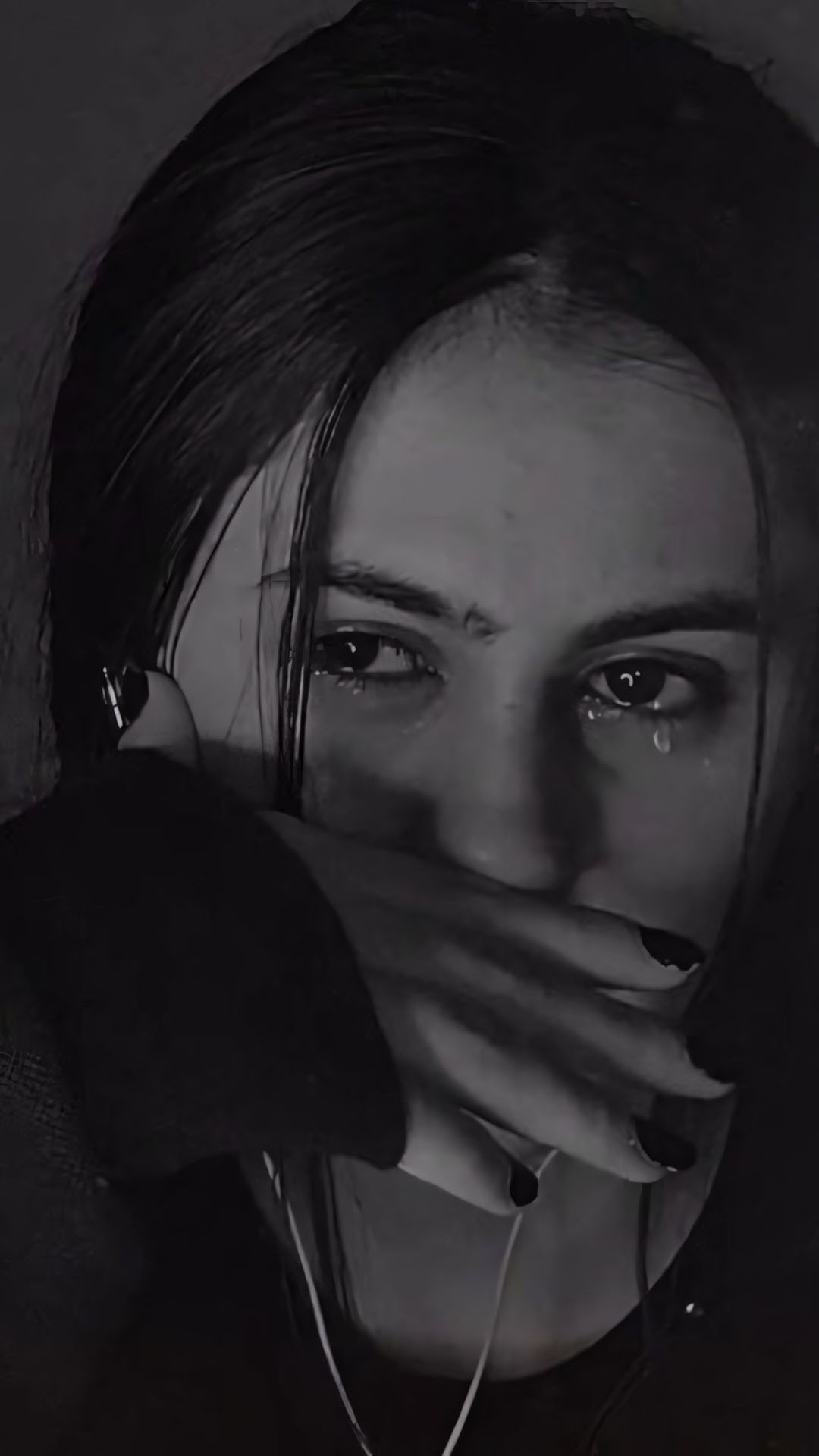 buon anh nu khoc che mat 1920px 1080px full hd 23