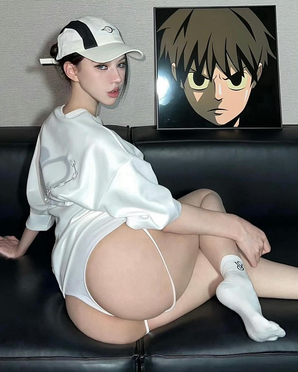 Gái đẹp với vòng 3 quyến rũ khiến ai cũng phải ngoái nhìn