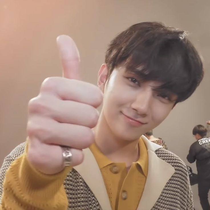 Meme like lan tỏa nụ cười nhẹ nhàng giúp xua tan mệt mỏi sau ngày dài bận rộn