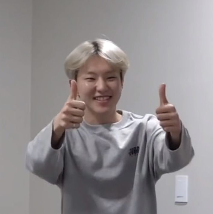 Meme like chứng minh rằng sự hài hước có thể vượt qua rào cản ngôn ngữ rất dễ dàng