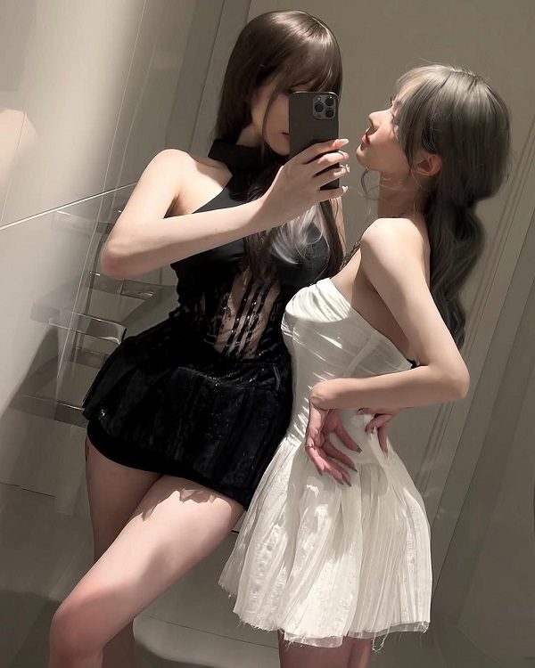 Ảnh chụp trước gương che mặt nữ siêu chill