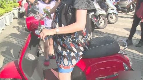 Bà bầu đi xe máy nhiều có sao không?