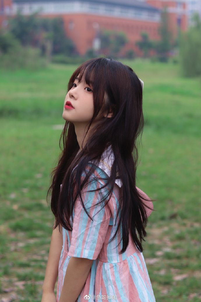 Gái K13 từng phủ sóng khắp mạng xã hội