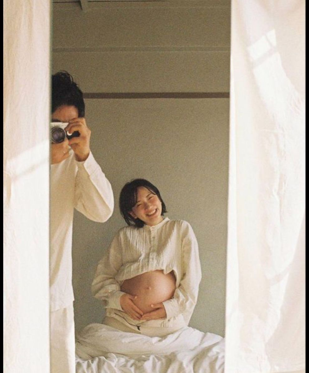 Ảnh bầu cute giúp mẹ thêm tự tin và vui tươi hơn