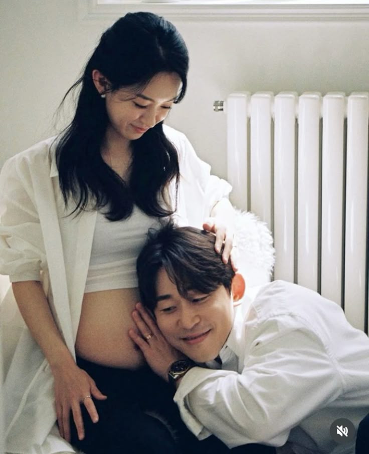 Chụp ảnh bầu cùng chồng