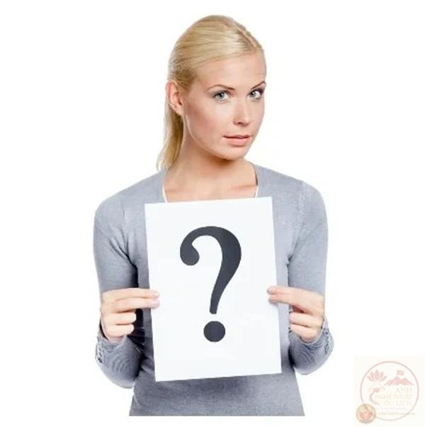 Meme mặt ngơ kèm dấu hỏi