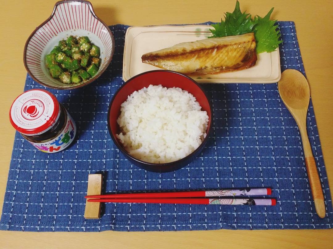 34611412_240381903212911_5936069807265808384_n