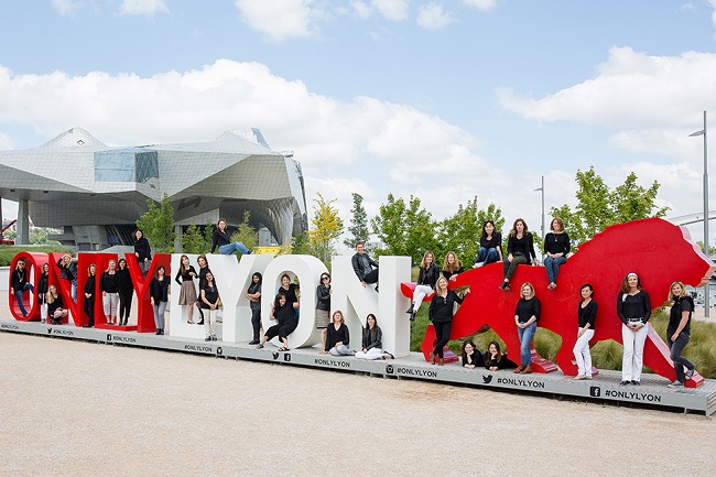 Mẹo để chụp ảnh nhóm lớn