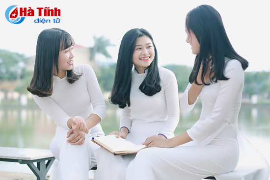 Mãn nhãn bộ ảnh đạt giải 3 “Con gái thật tuyệt” của nữ sinh Hà Tĩnh